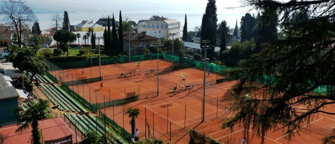 Apt Tennis Prime Location, Parking, Near Beach, Self Check-In Apartman Abbázia Kültér fotó